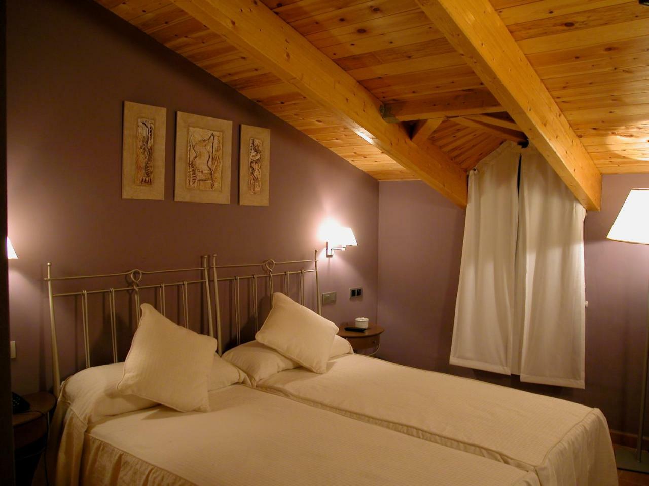 Hotel Villa De Estercuel 객실 사진